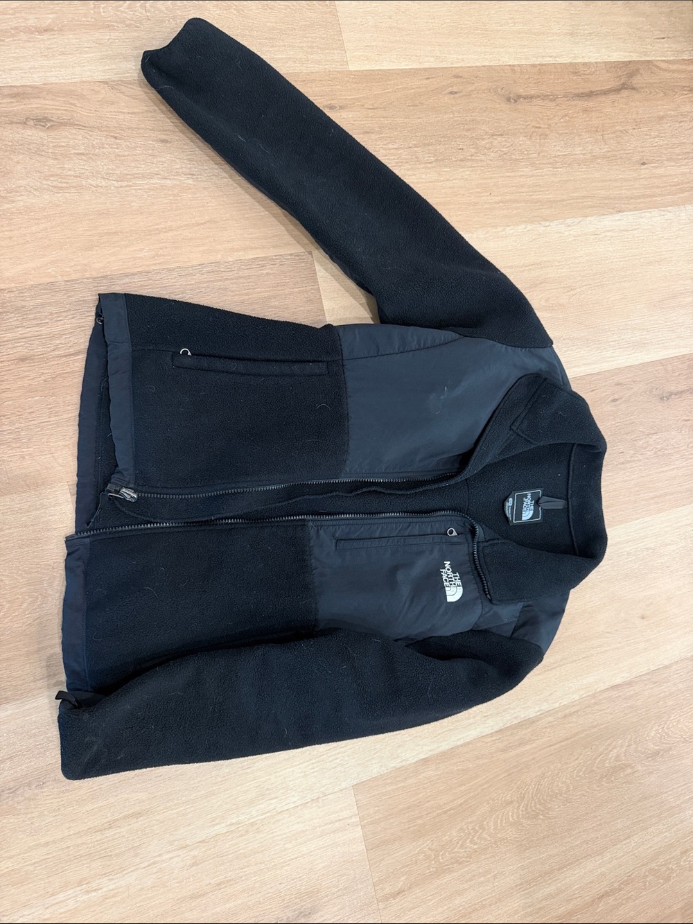 The North Face Black Men's Lightweight Fleece Jacket with Woven Panels